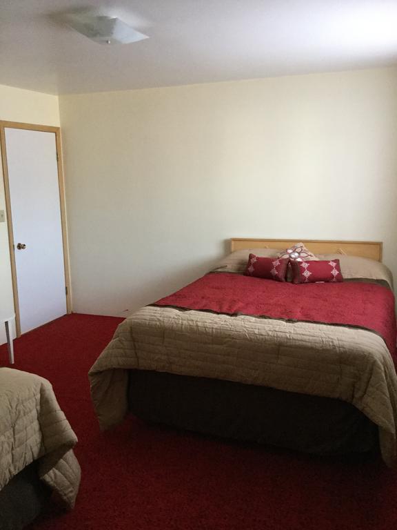 Cedars Motel Ironwood Εξωτερικό φωτογραφία