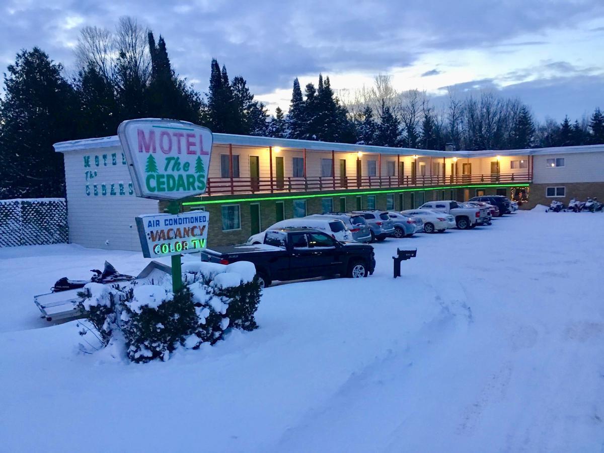 Cedars Motel Ironwood Εξωτερικό φωτογραφία