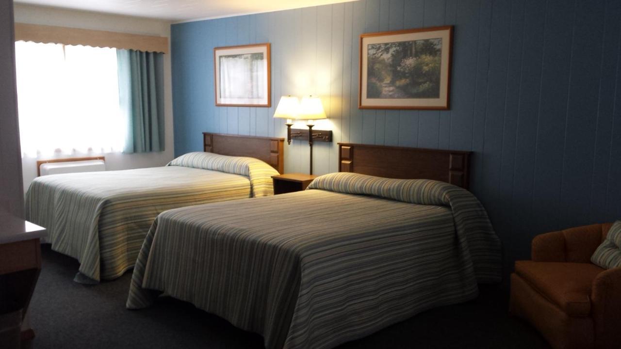 Cedars Motel Ironwood Εξωτερικό φωτογραφία